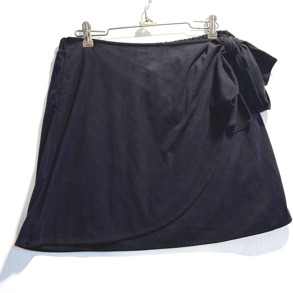 Sadie & Sage Blackโ Faux Suede Wrap Mini Skirt Side Tie Womens Medium
